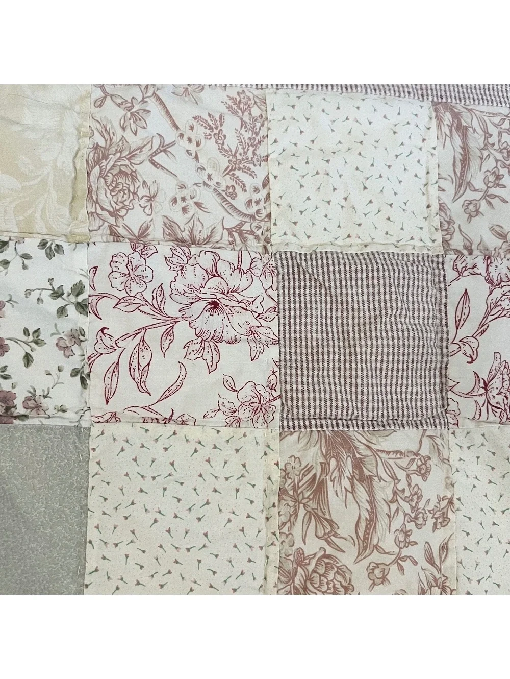 Vintage Floral Postage Stamp Patchwork Comforter Quilt Farmhouse Cottage